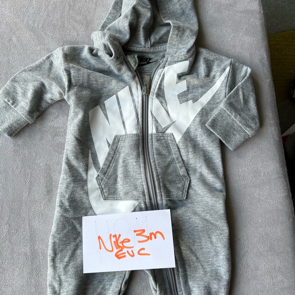 Nike 3 month romper 2/15$